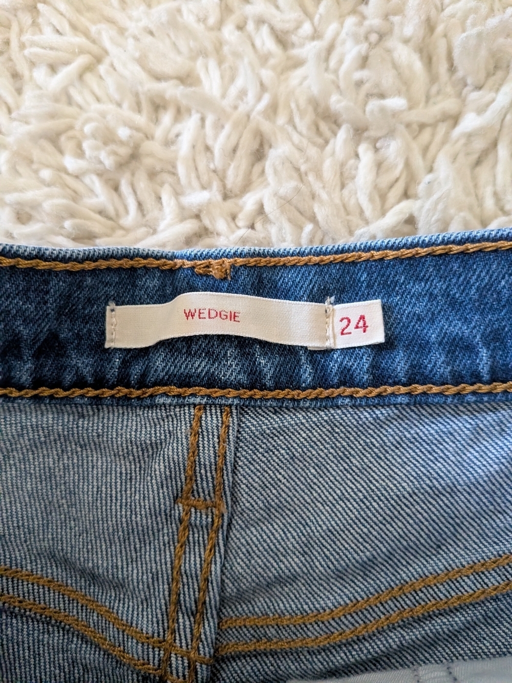 Levi's Big E Wedgie Classic High-Rise Raw-Hem Cutoff Denim Shorts - Picture 5 of 11